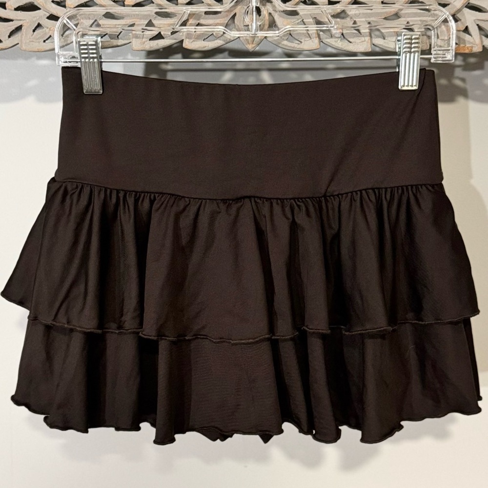 SHEIN EZwear Women's Casual Brown Ruffle Hem Mini Skirt with Shorts M